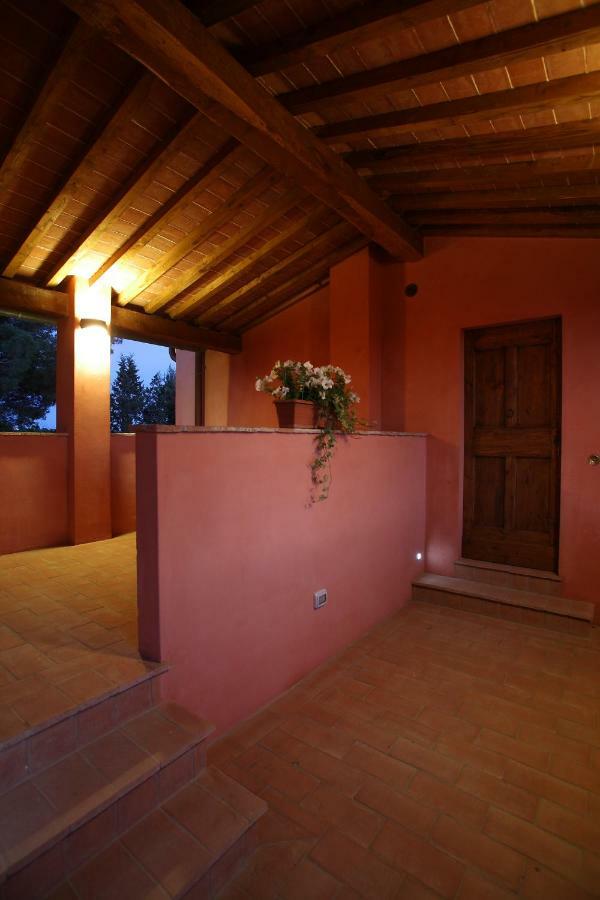 Agriturismo Podere La Casa Palaia Exterior foto