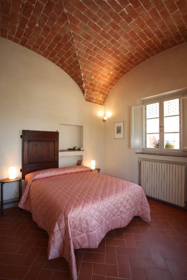 Agriturismo Podere La Casa Palaia Exterior foto